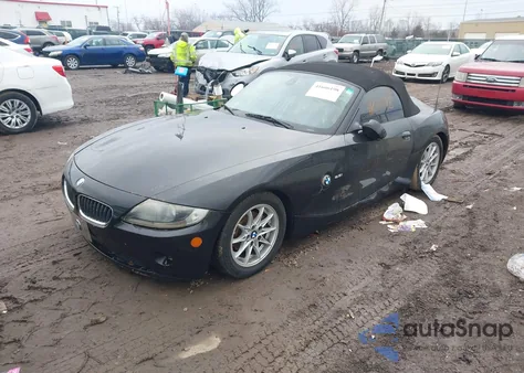 2005 BMW Z4 2.5I z USA, uszkodzony, nr VIN 4USBT33535LS54102